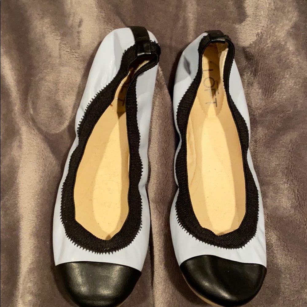 Loft blue & black flats